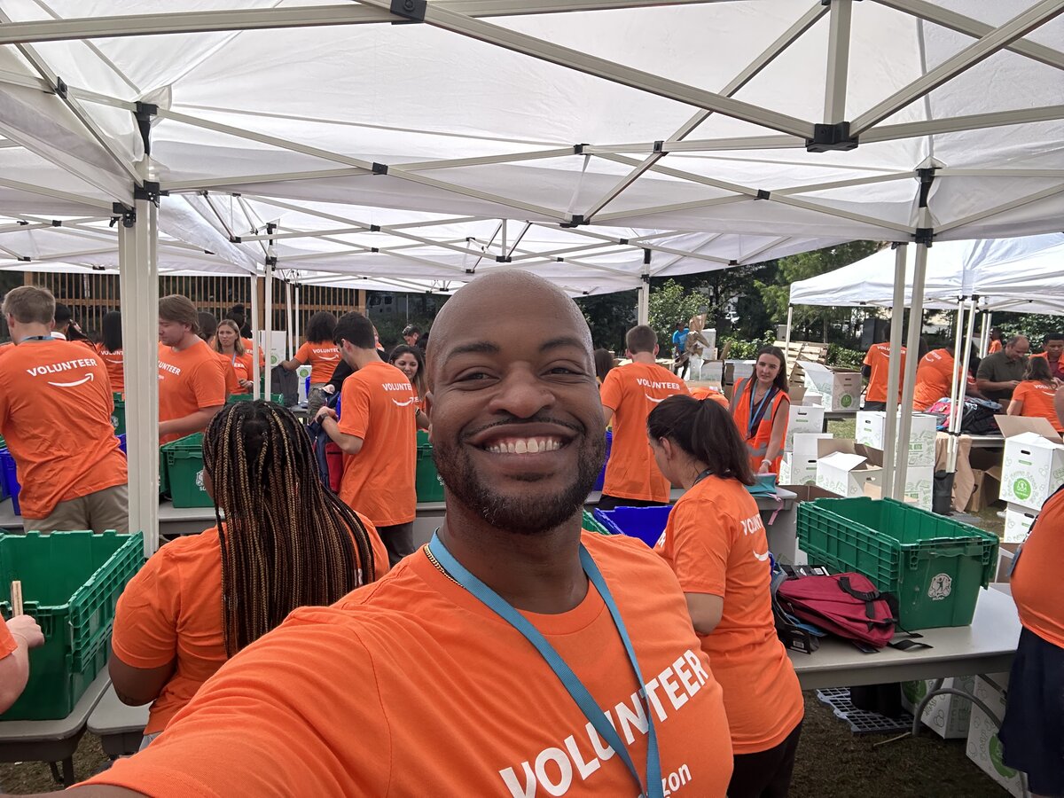 Lucius Williams leading his team at a volunteer event